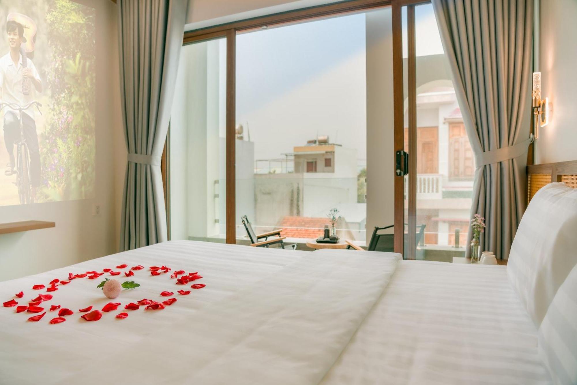 De V'Charm Hotel Dong Tac Екстериор снимка