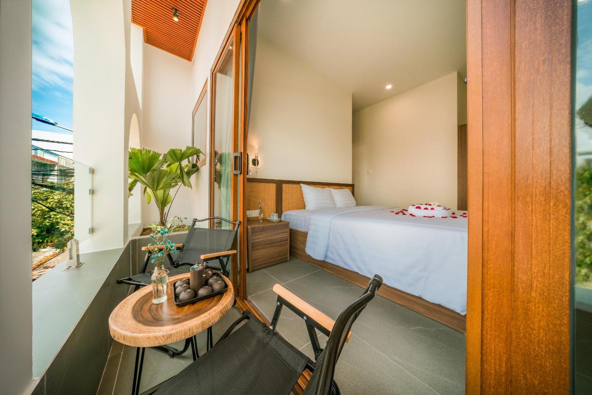De V'Charm Hotel Dong Tac Екстериор снимка