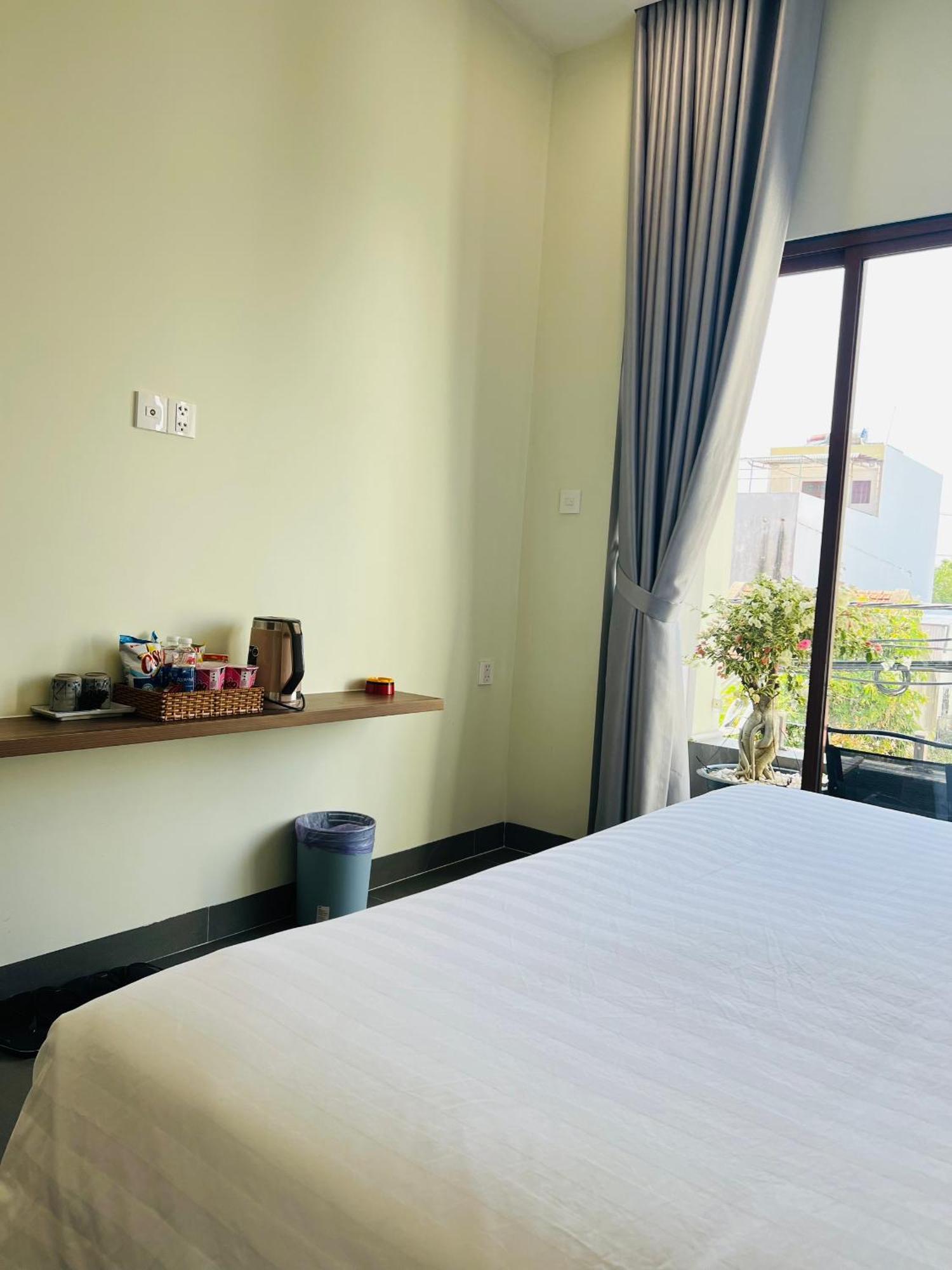 De V'Charm Hotel Dong Tac Екстериор снимка