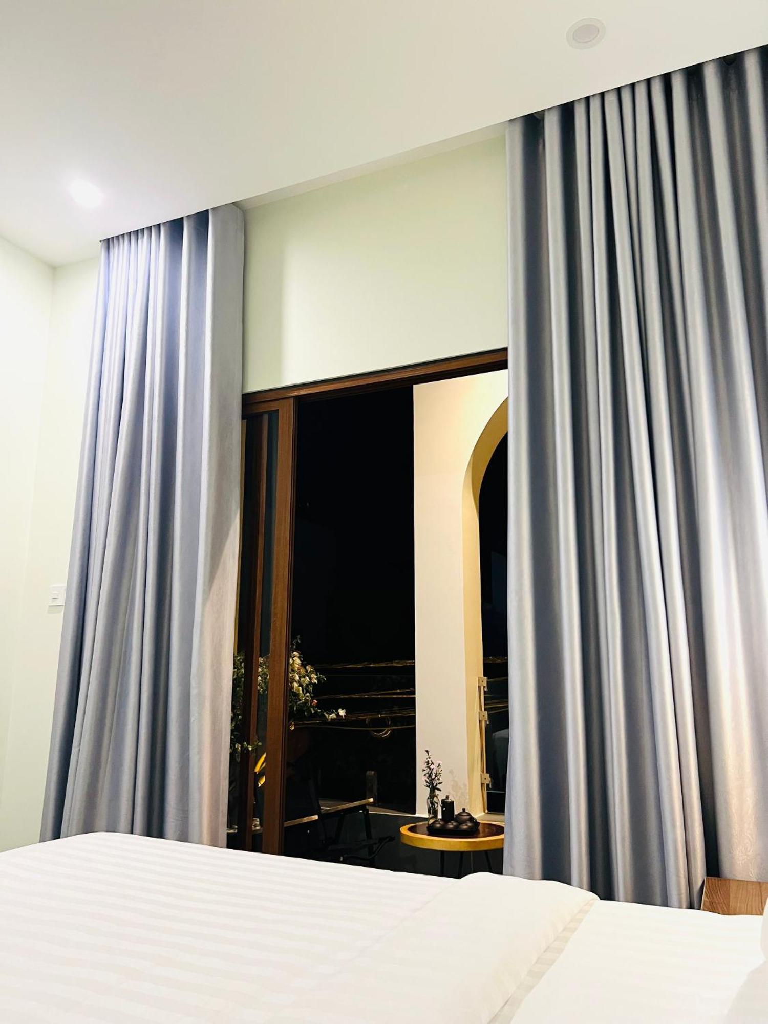 De V'Charm Hotel Dong Tac Екстериор снимка