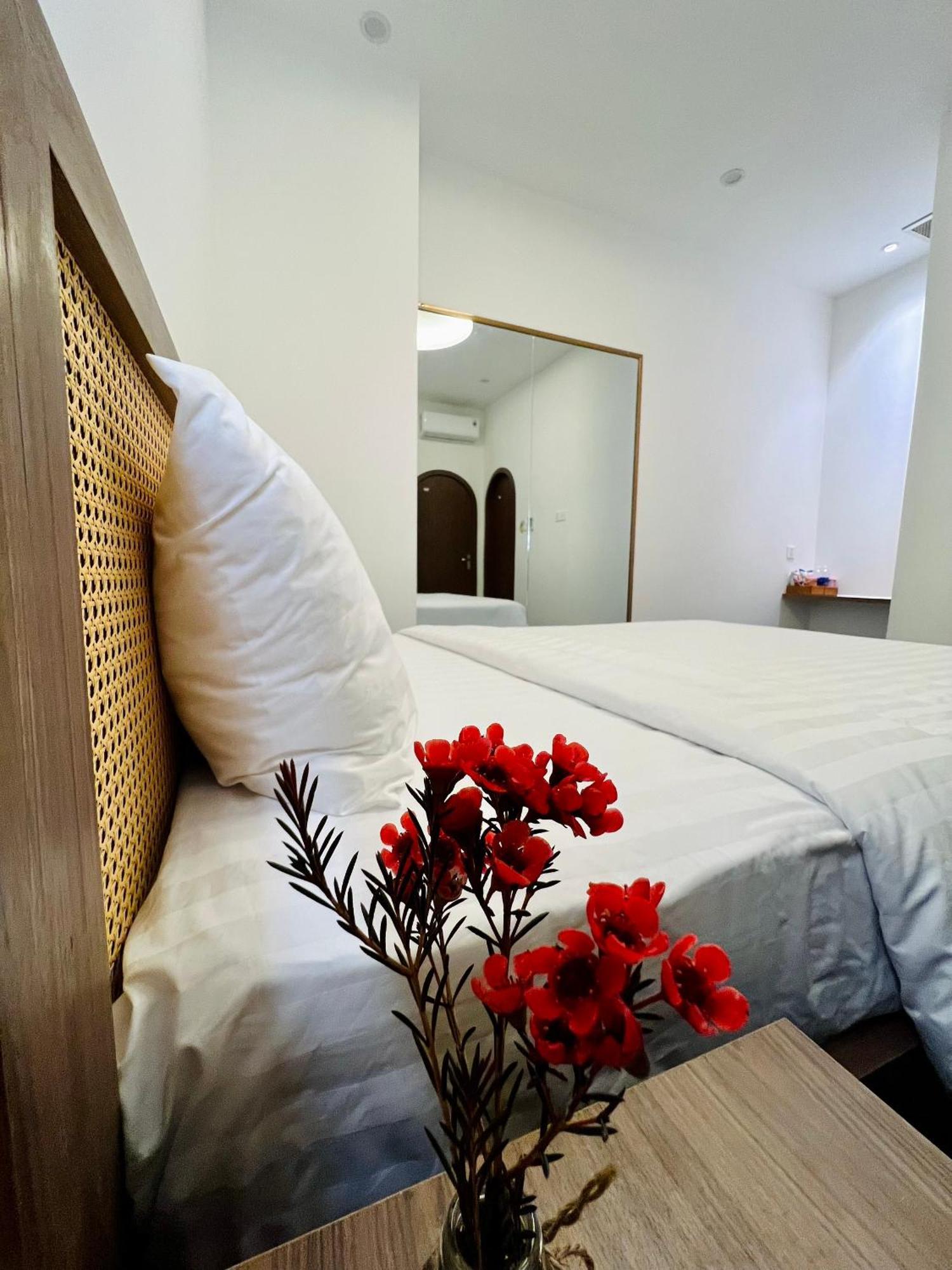De V'Charm Hotel Dong Tac Екстериор снимка