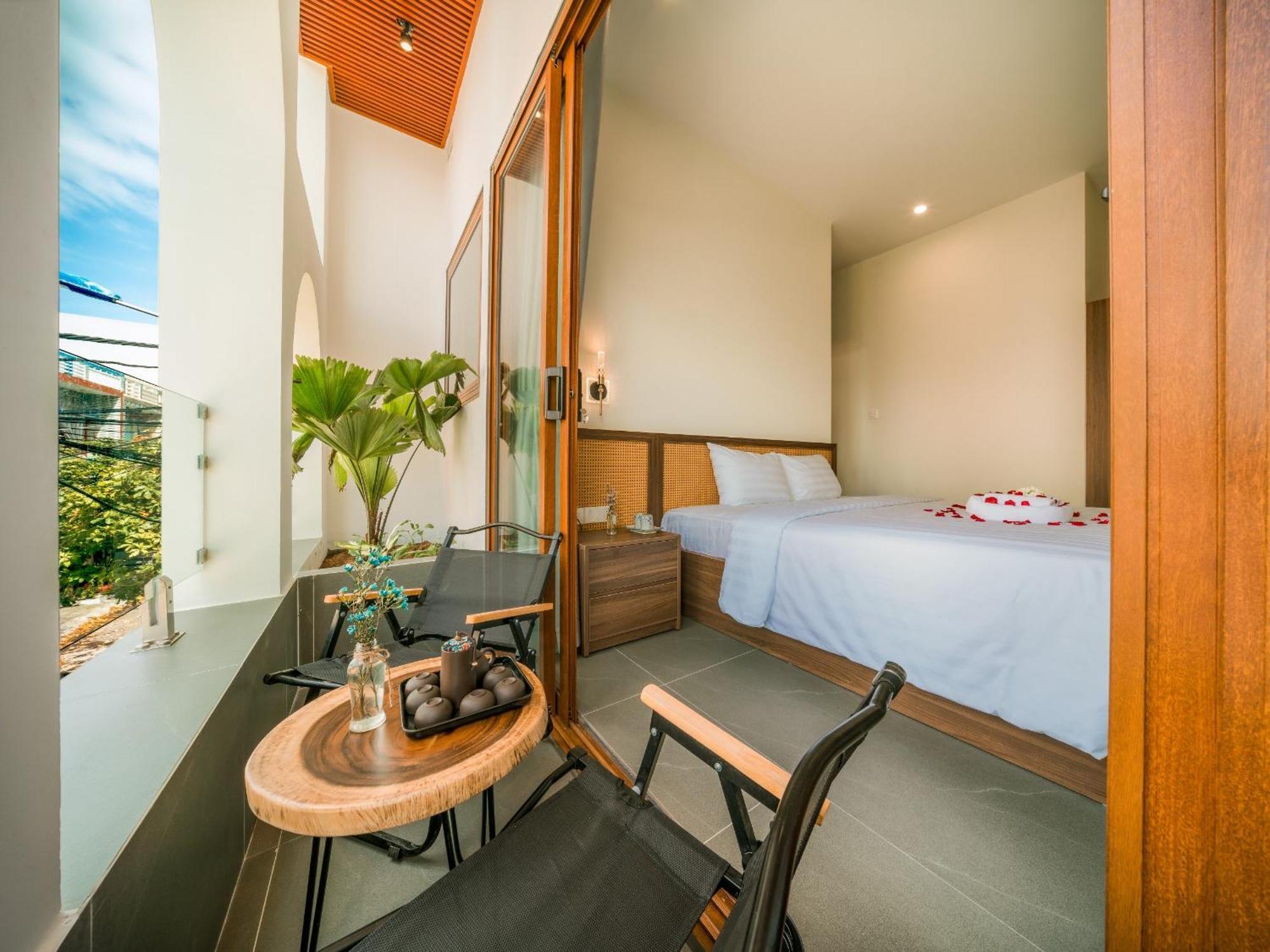 De V'Charm Hotel Dong Tac Екстериор снимка