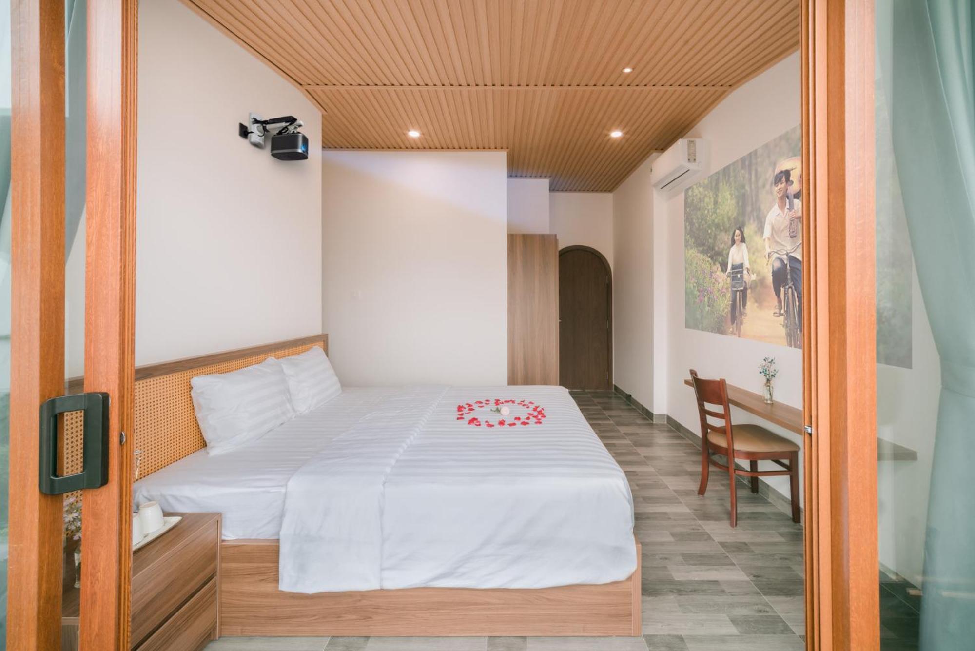 De V'Charm Hotel Dong Tac Екстериор снимка